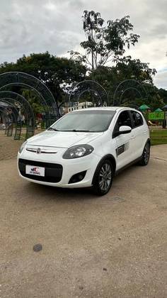 FIAT PALIO 1.6 MPI ESSENCE 16V FLEX 4P AUTOMATIZADO FIAT PALIO 1.6 MPI ESSENCE 16V FLEX 4P AUTOMATIZADO